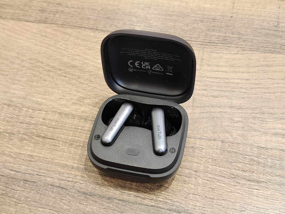 ケースを開けた所