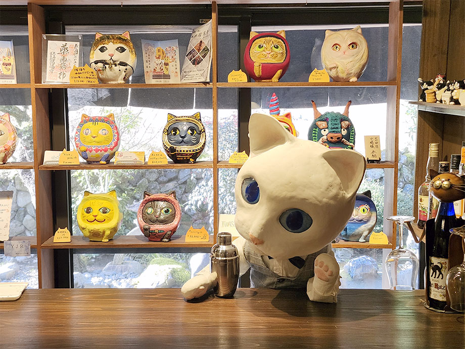 猫猫寺の天使猫の間の風景