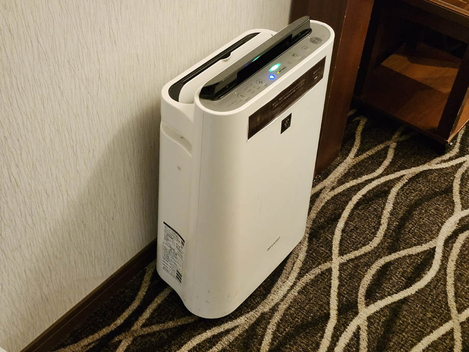 ホテルベルクラシック東京
シングルルームの空気清浄機