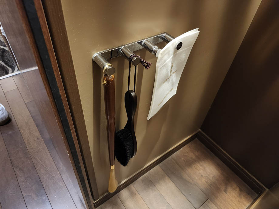 ホテルベルクラシック東京
シングルルームブラシとか