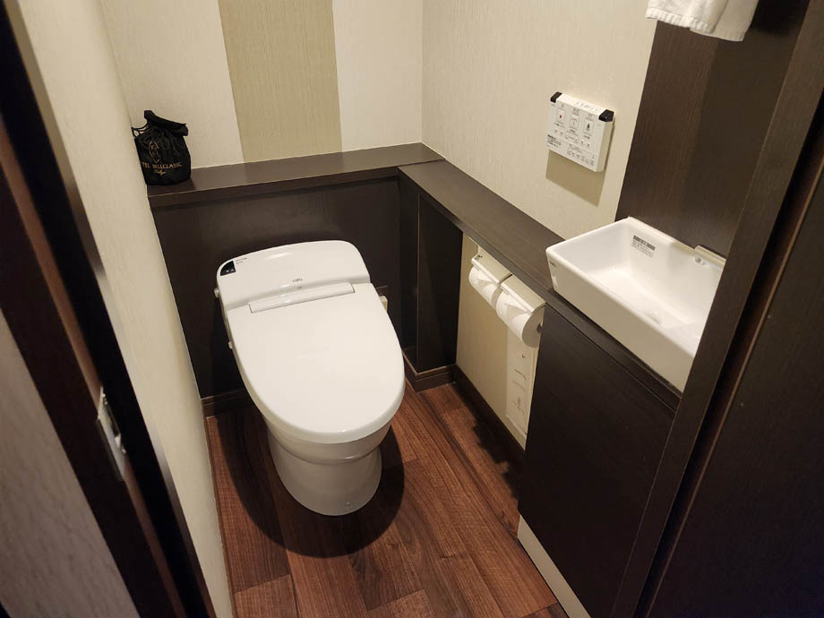ホテルベルクラシック東京
シングルルームのトイレ
