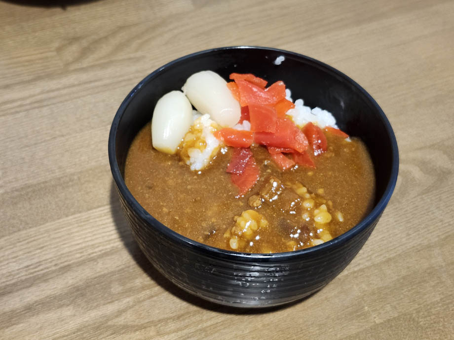 ホテルたいよう農園徳島県庁前のカレー